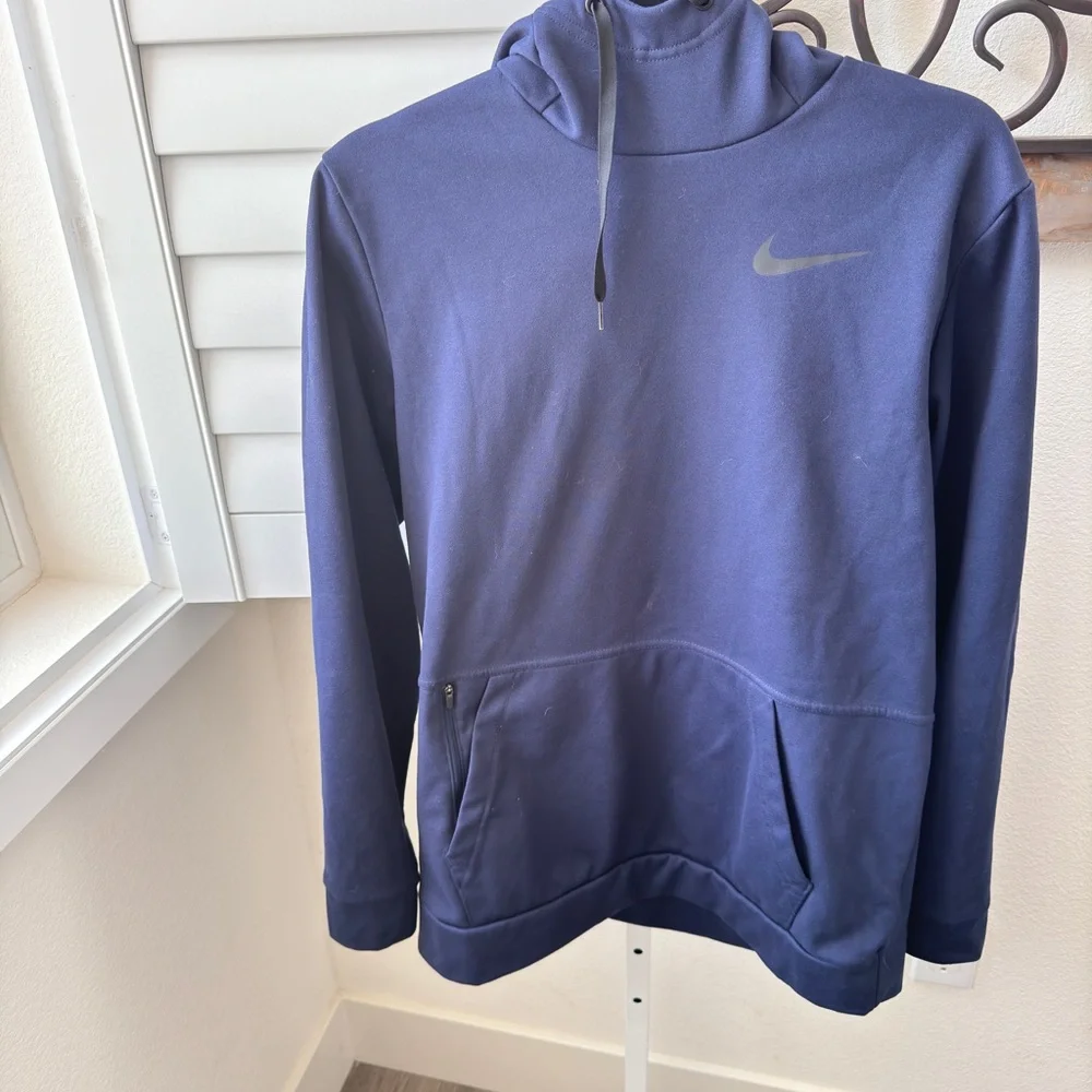 Nike hoodie. Size M